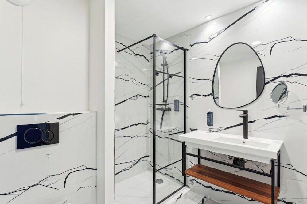 Hôtel Akena Pierrelaye Superior Twin Room 5