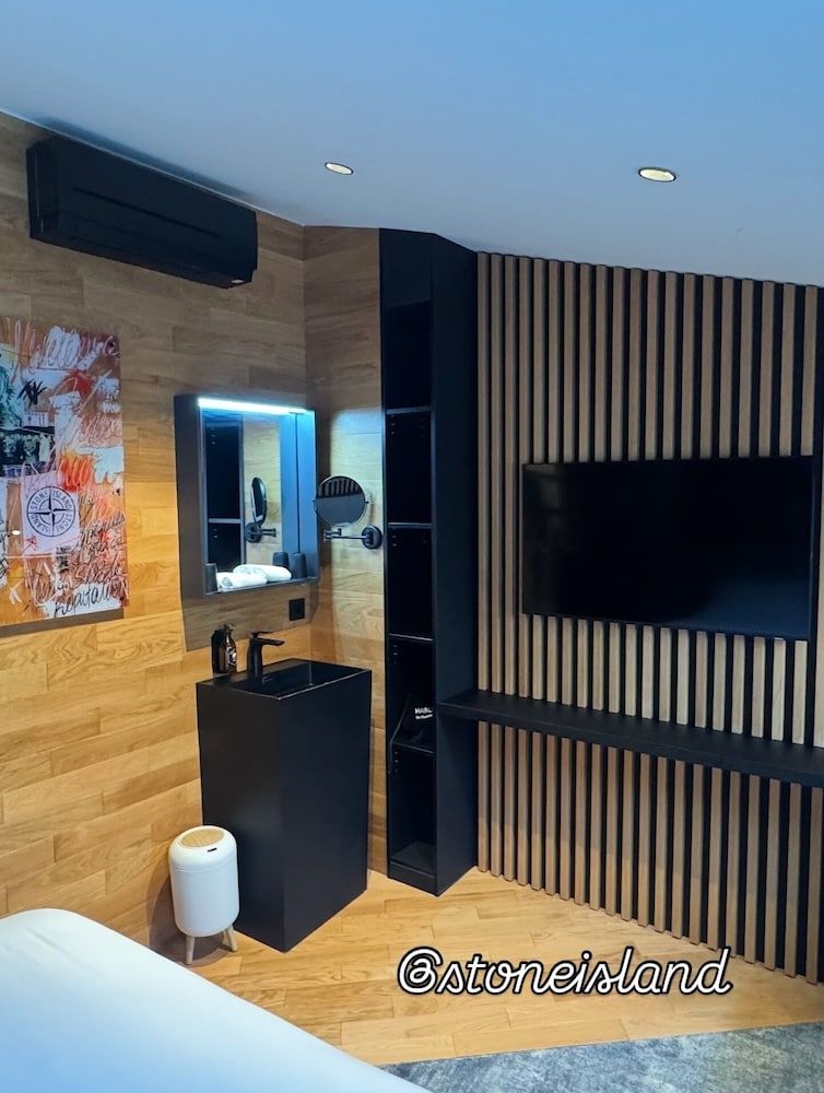 HOTEL by REBOUL - Boutique Hôtel Cassis Superior Double or Twin Room 17