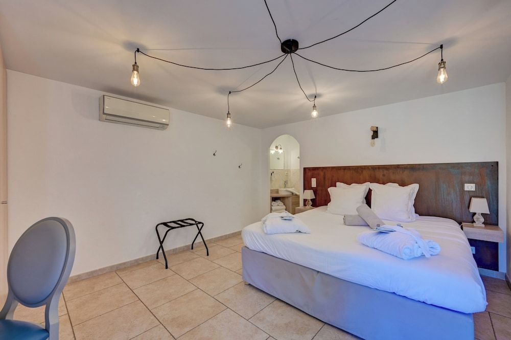 Le Clos Saint-Michel & Spa Double Room 2