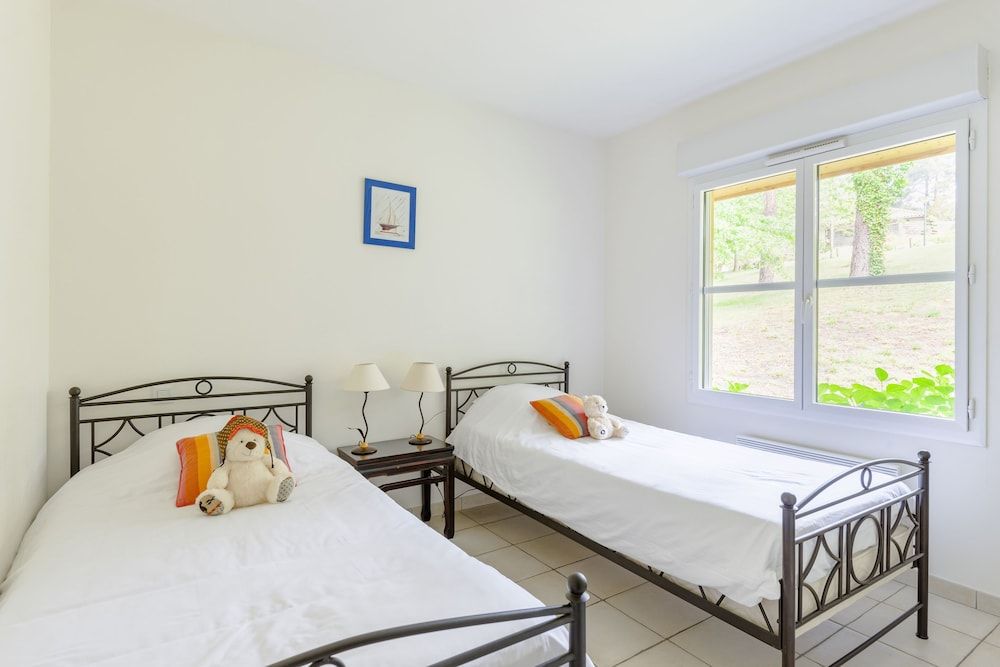 Villa, 3 Bedrooms sleeps 6