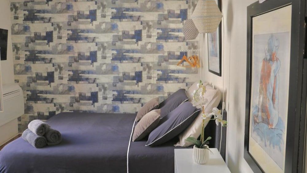 Basic Studio, Ensuite, City View