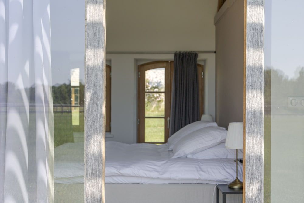 Panoramic House, 1 King Bed, 2 Bathrooms, Park View
