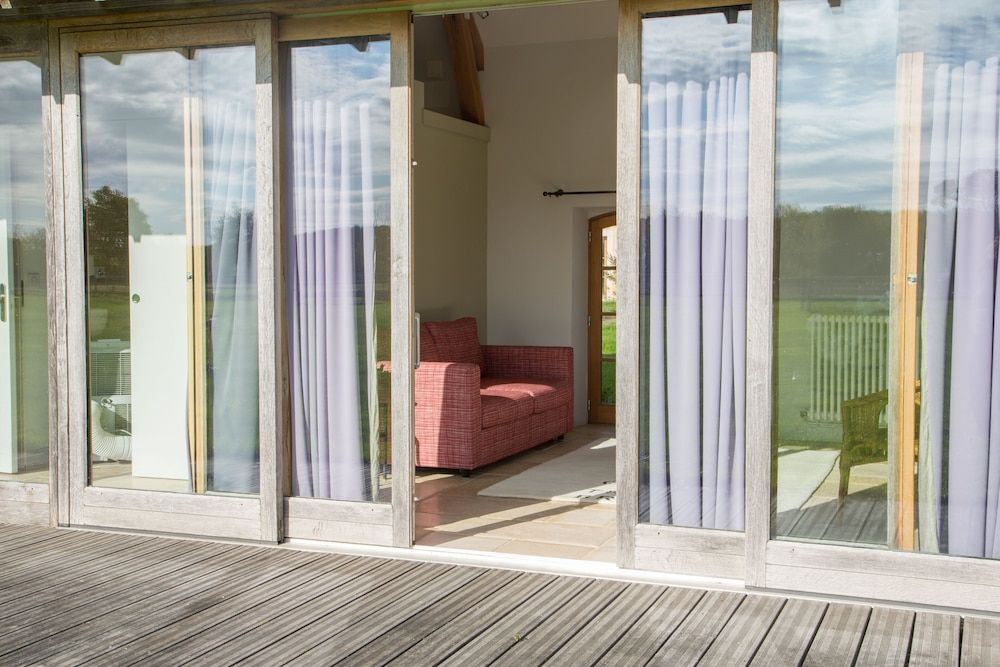 Panoramic House, 1 King Bed, 2 Bathrooms, Park View