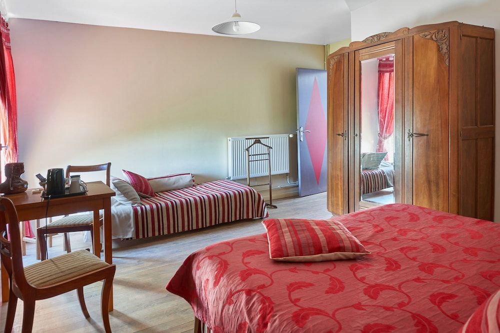 Comfort Quadruple Room, Private Bathroom, Mountain View (La chambre pêche)