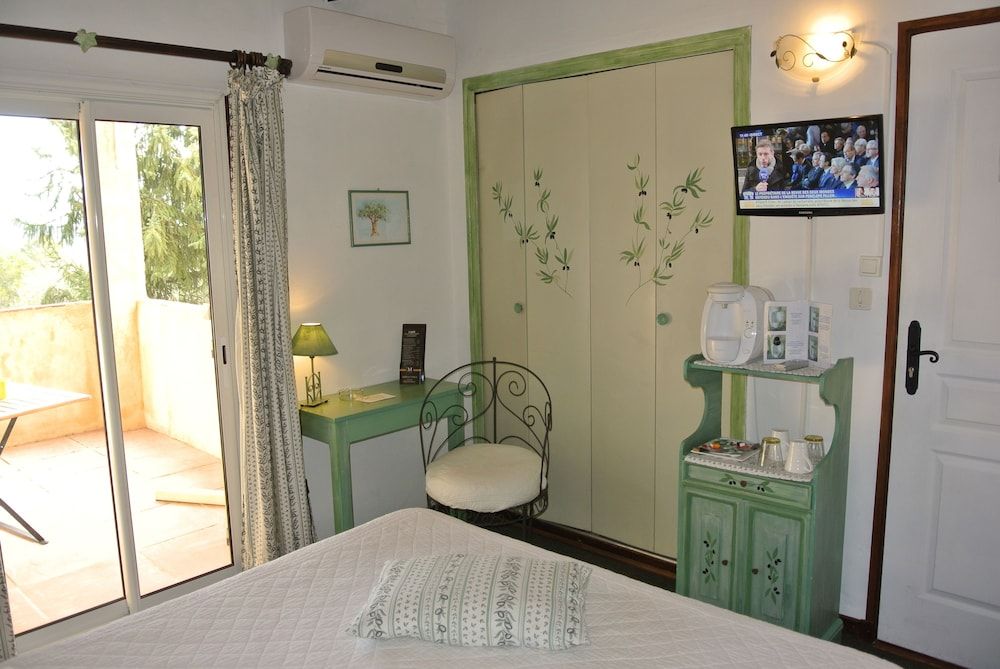 La Vieille Bastide Double Room, Terrace 12