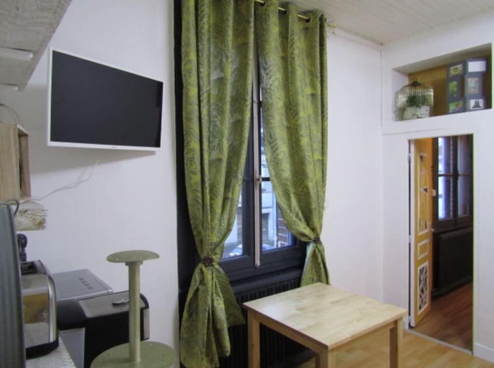 Au Nid Du Thil Economy Room 4