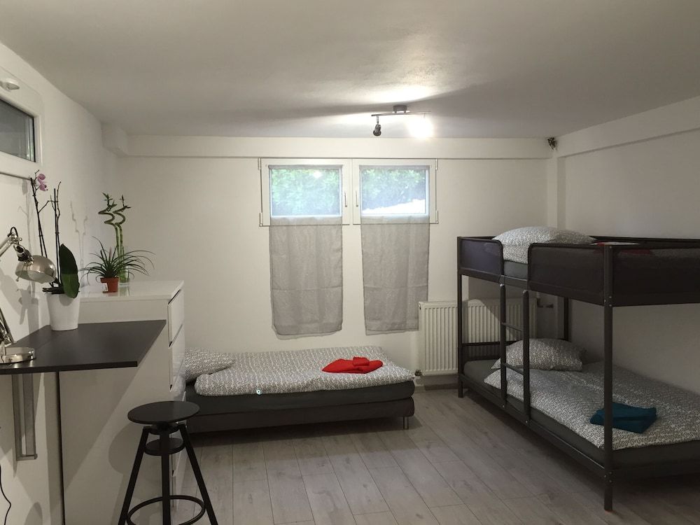 Family Room, Private Bathroom