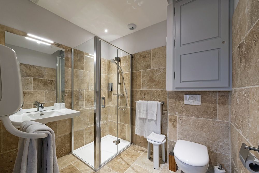 Appartements Pied à Terre, haut standing avec cuisine équipée et terrasse / Groupe HRM Comfort Apartment, 2 Bedrooms, Kitchenette, Garden View 6