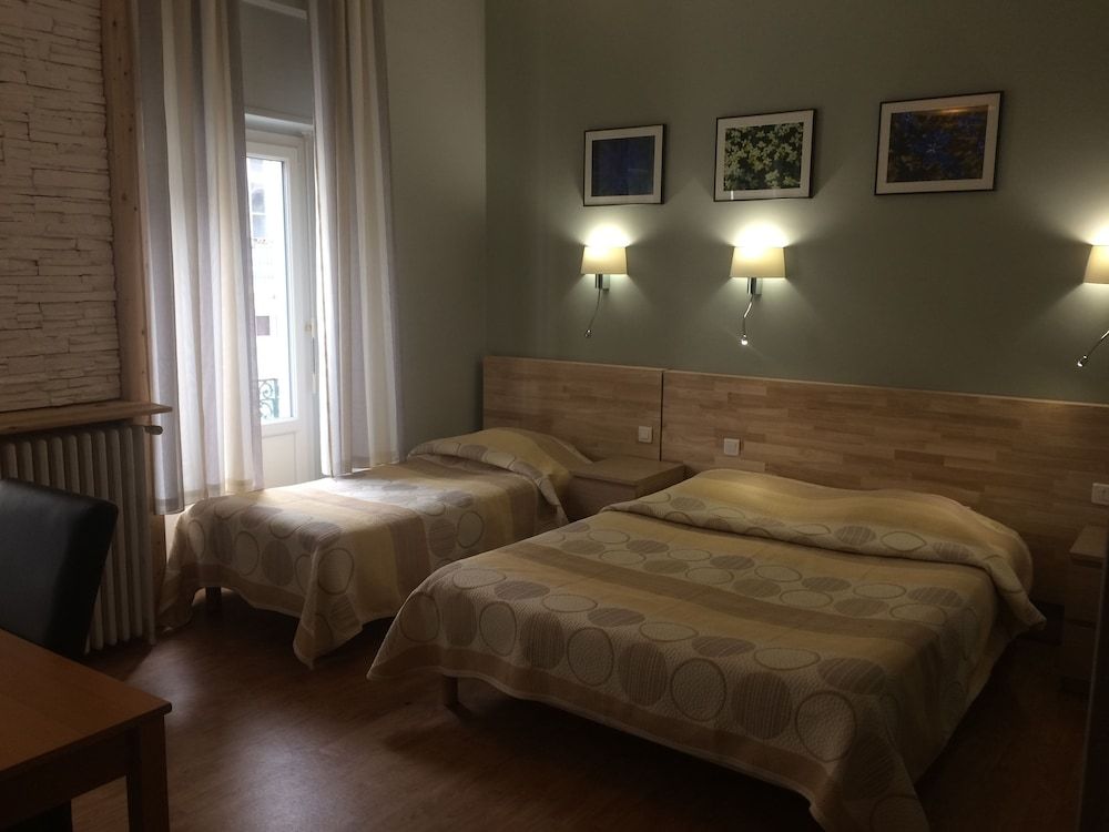 Hotel Restaurant Les Edelweiss Comfort Twin Room 2