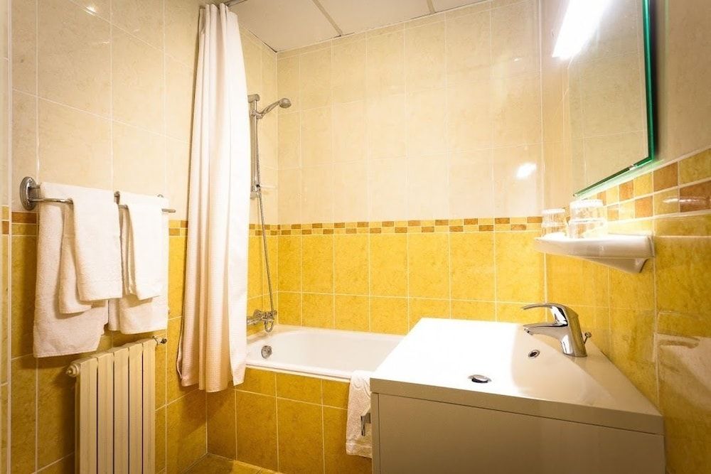 Hotel Restaurant Les Edelweiss Comfort Double Room 10