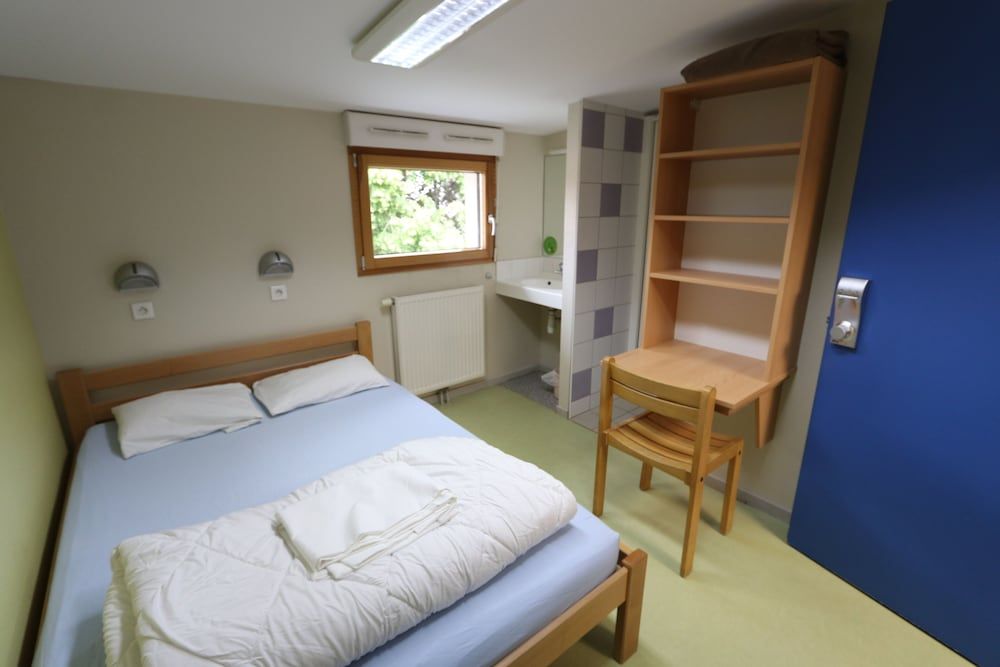 Double Room with Ensuite Bathroom