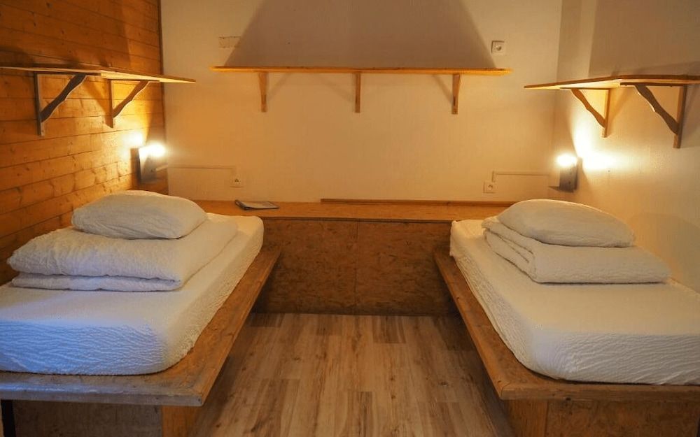 Twin Room, Shared Bathroom