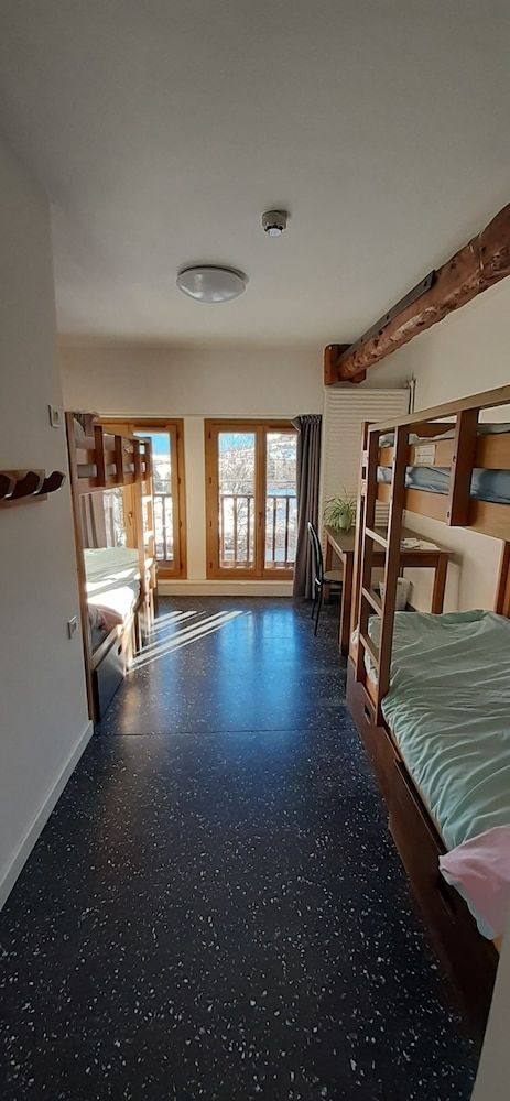 Bed in 6-Bed Female Dormitory with Ensuite Bathroom