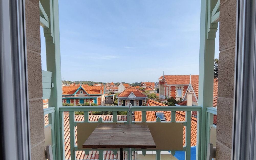 Superior Room, Balcony, City View