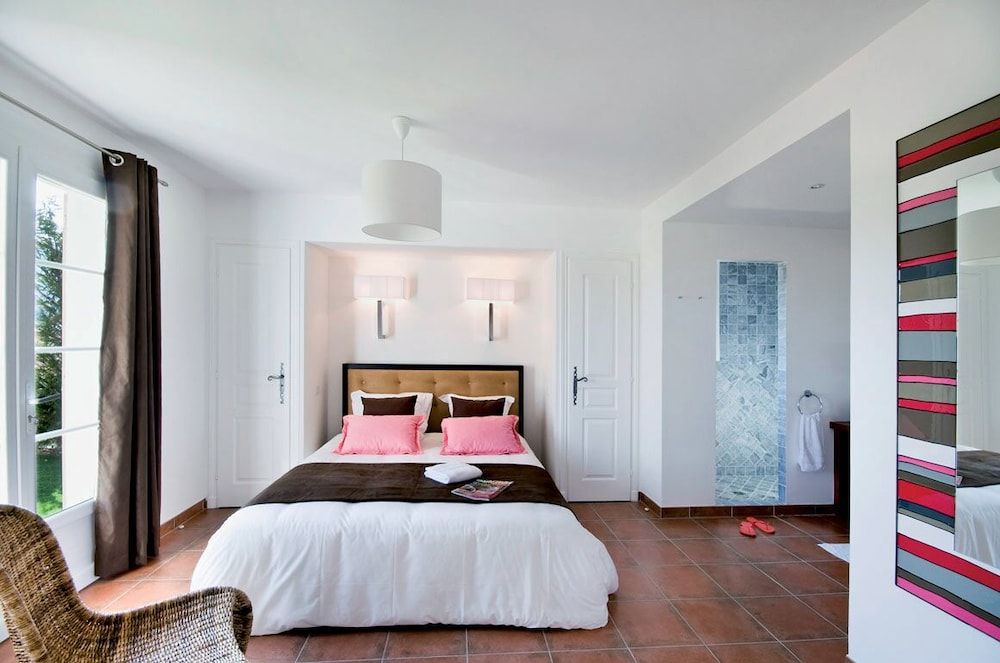Business Villa