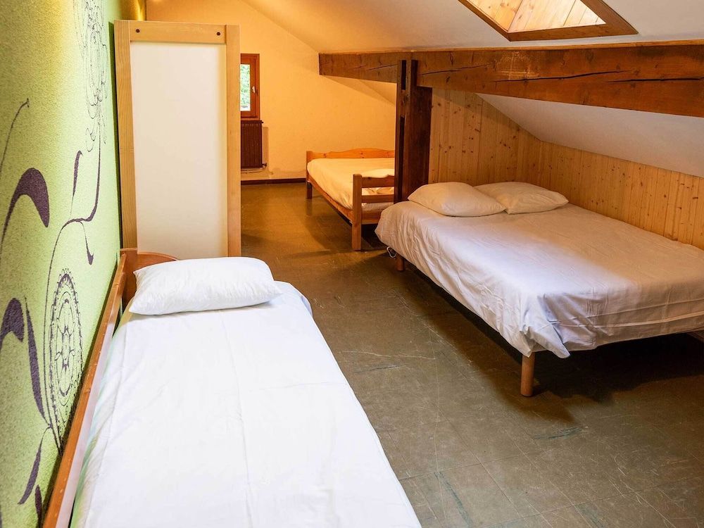 Quadruple Room - Shared Bathroom