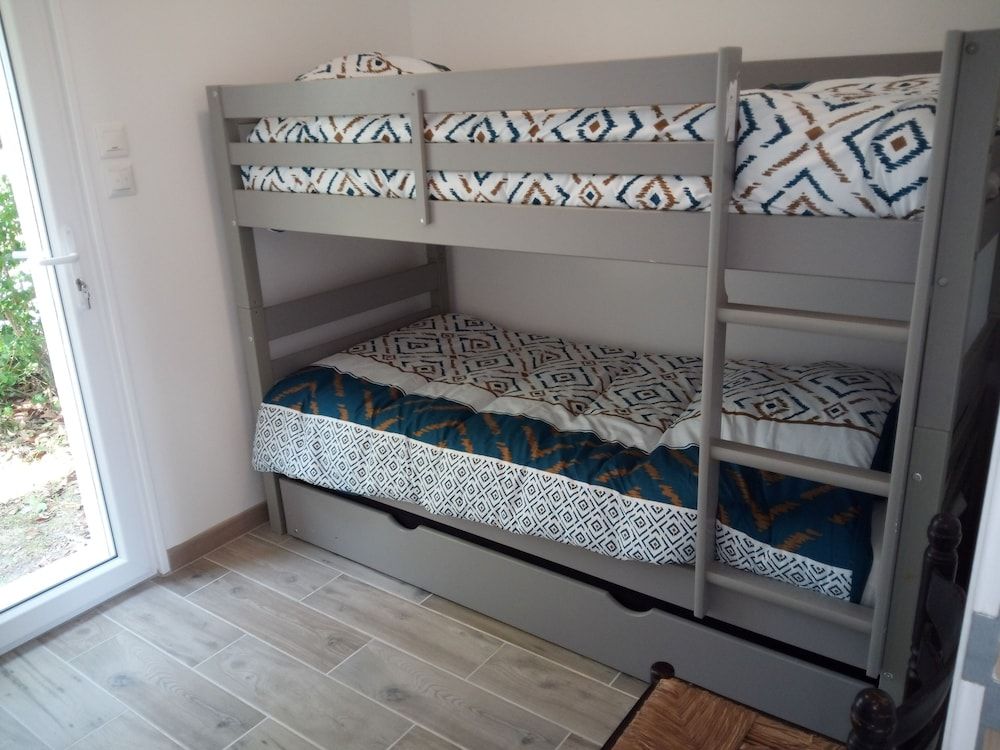 R & C - Room and Calm Family Apartment