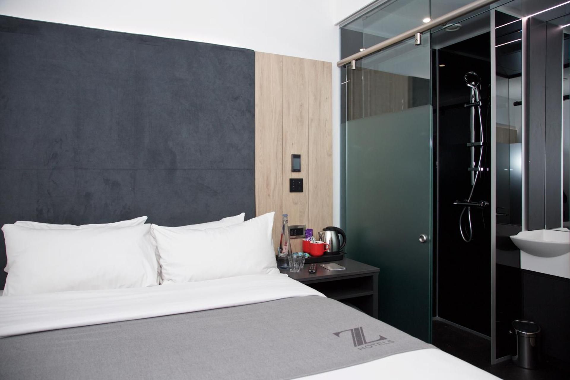 Standard Queen Without Window