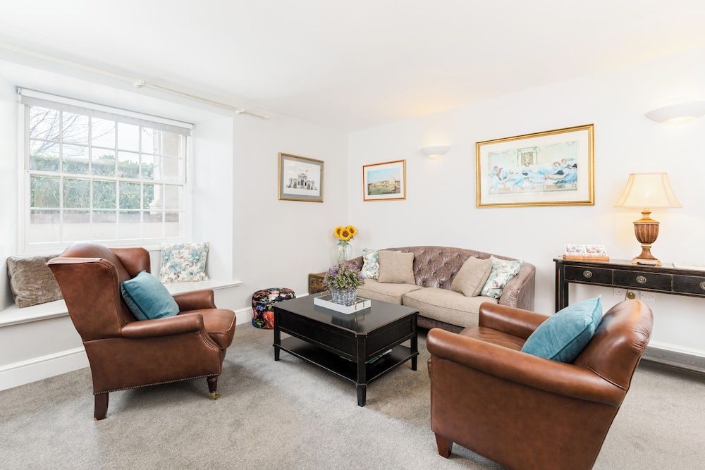 The Judges Lodgings Boutique Hotel Family Apartment, 3 Bedrooms, Courtyard View 7