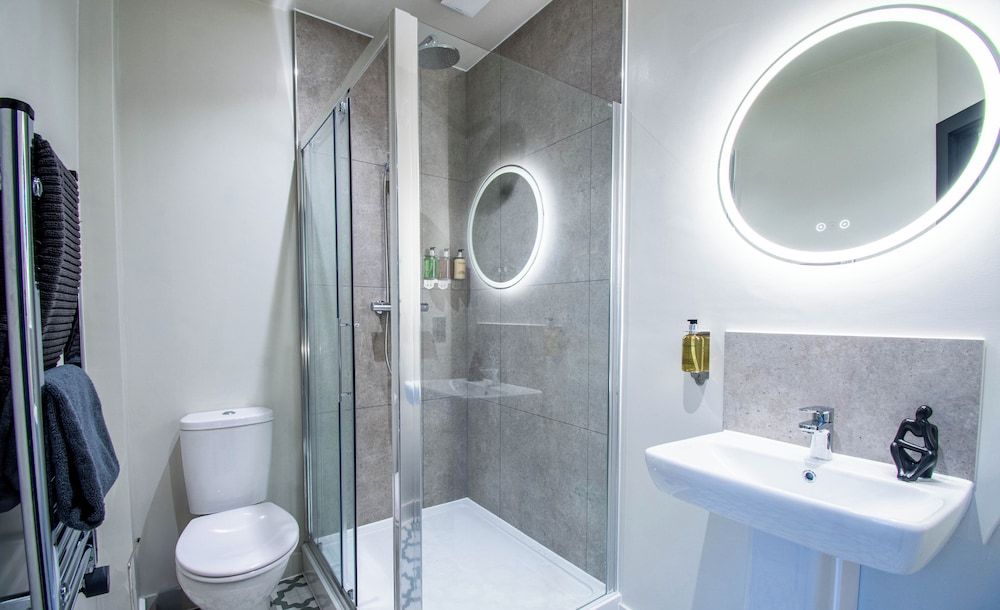 Thetford Hive Deluxe Studio Suite, City View 13