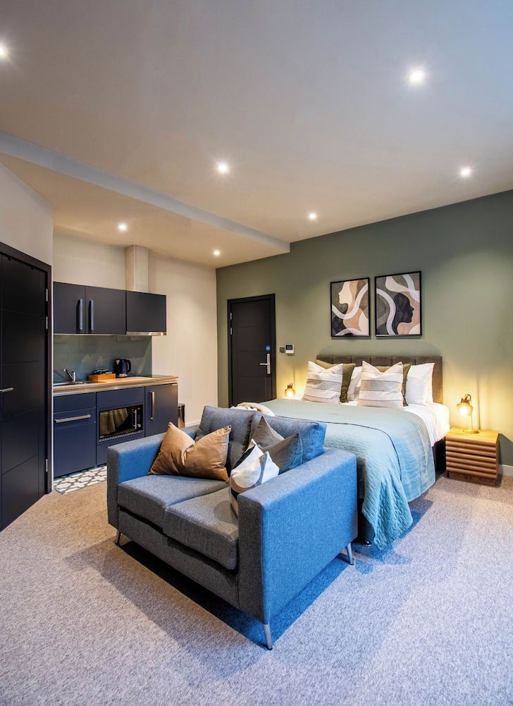 Thetford Hive Deluxe Studio Suite, City View 8