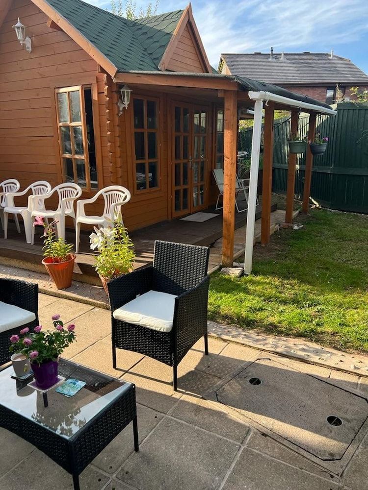 Cardiff 3bed House-freeparking-15minwalktostadium