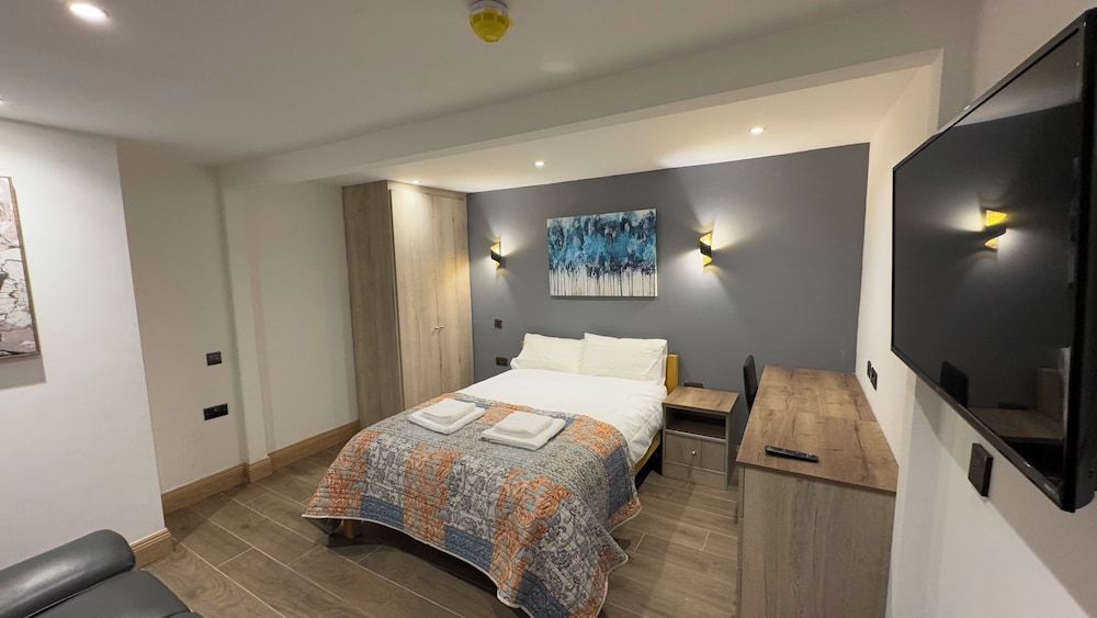 Chogan City Stays Deluxe Apartment, 1 Double Bed, Non Smoking, Kitchen 2