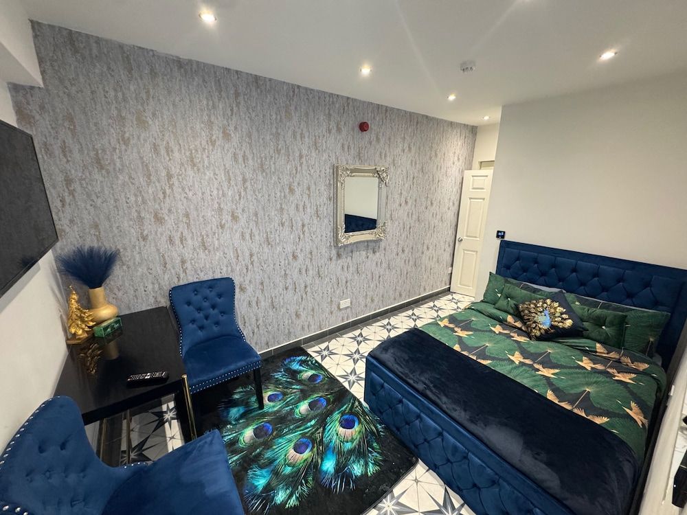 Gloucester - Apartment - Sleeps 2 - Parking - 97ws Apartment 6