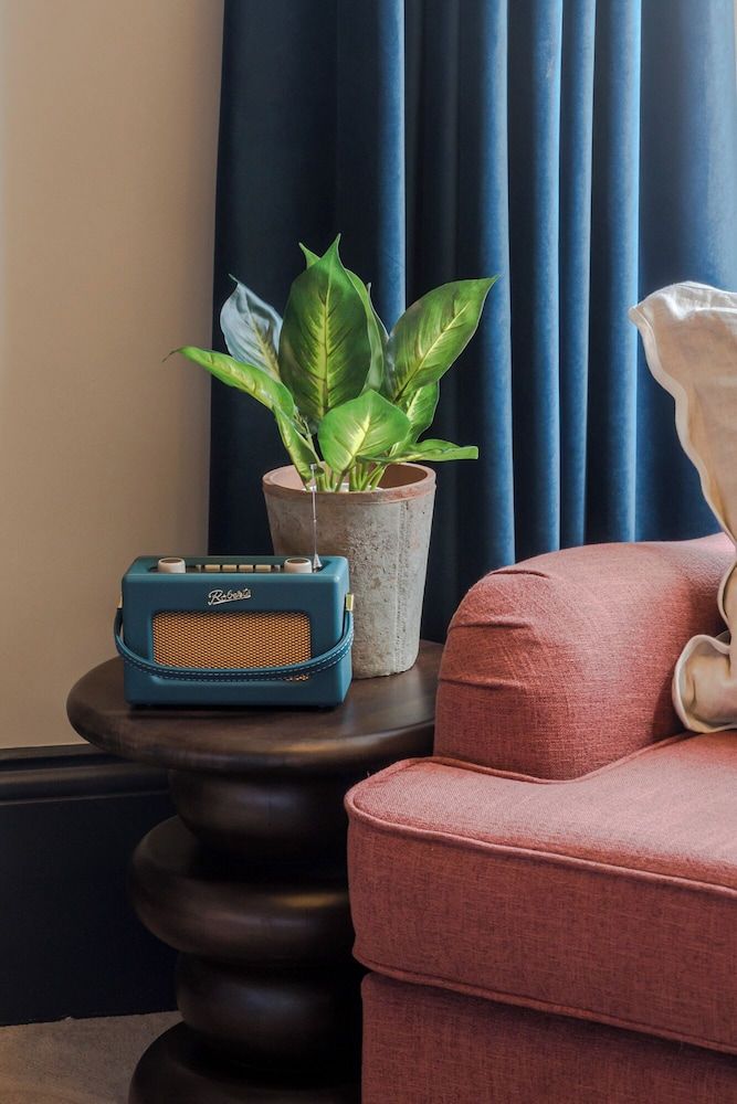 Your Apartment - Pembroke House Comfort Studio 6