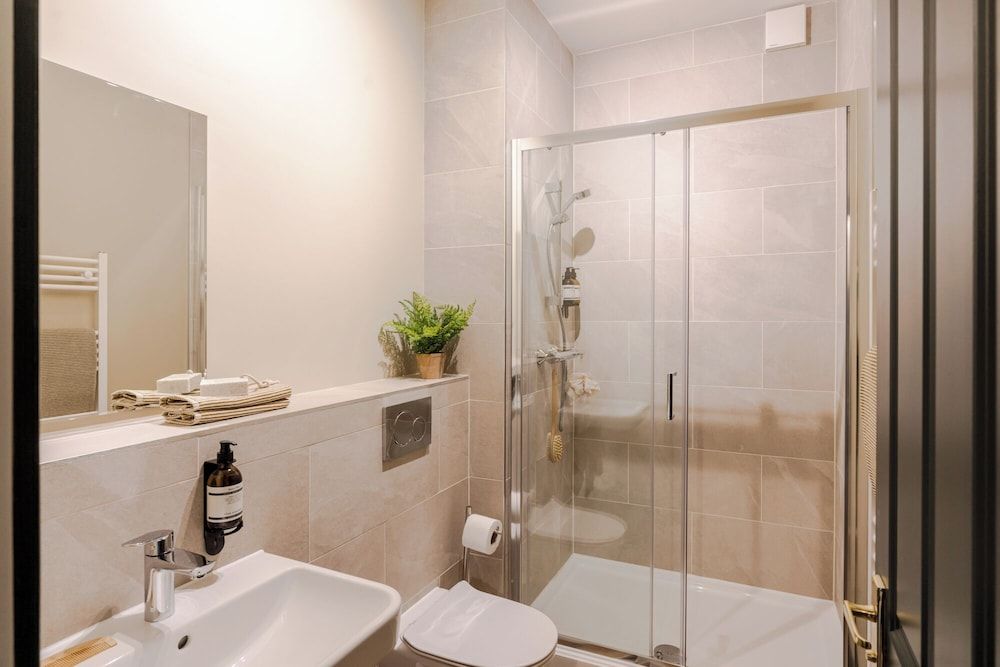 Your Apartment - Pembroke House Classic Studio 4