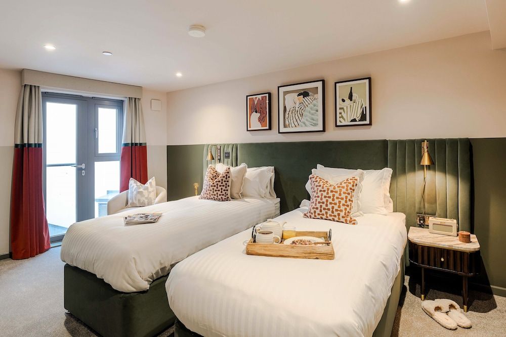 Signature Apartment