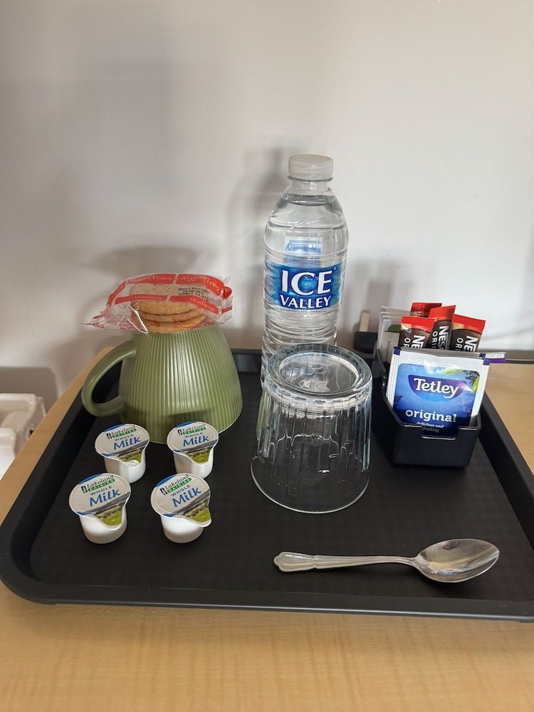 Hillside Hotel & Restaurant Standard Single Room 6