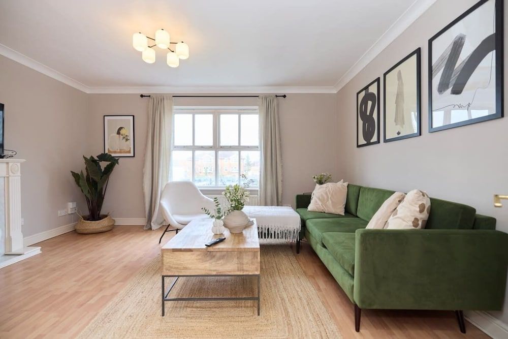 Apartment (3 Bedrooms)