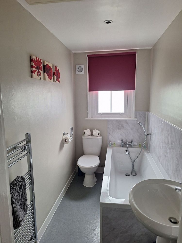 Room-comfortable Guest Room With a Bath Room, 1 Bedroom, Accessible, Smoking 6