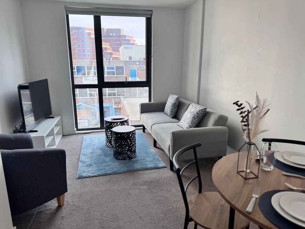 Sheffield Centre - Modern 1BR Apartment - Sleeps 3