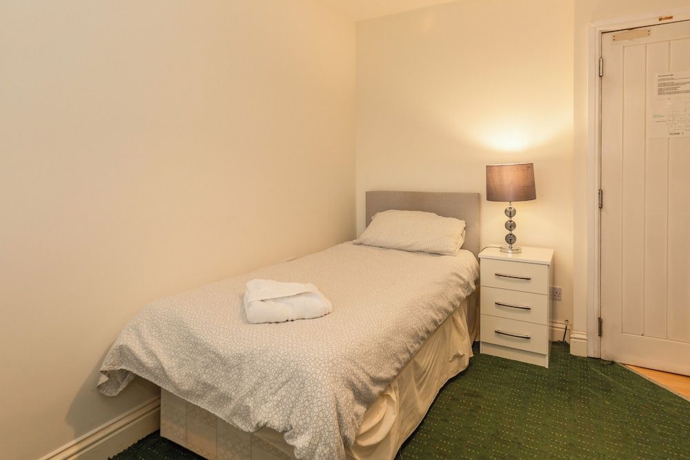 Standard Single Room, Shared Bathroom