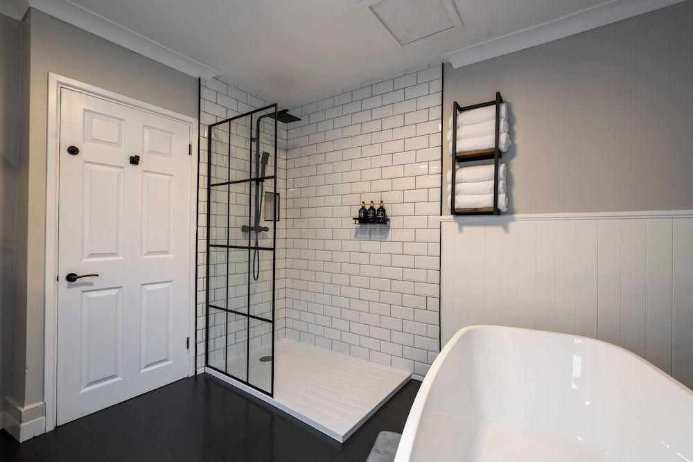 Swansea Waterfront View Windmill Terrace Luxury Suite 14