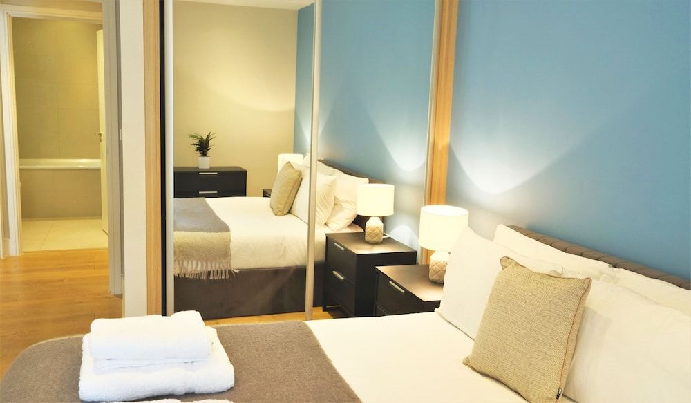 Apartment, 1 King Bed with Sofa bed, Balcony, City View