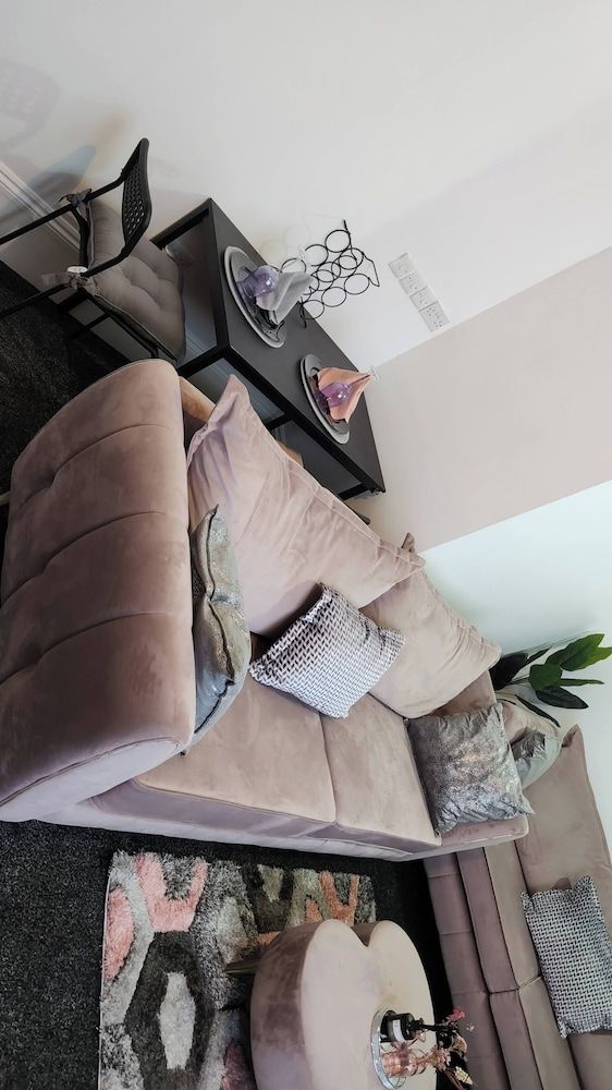 Glamsflat Troccadero Apartment, 1 Bedroom, Fireplace, City View 5