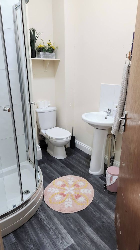 Glamsflat Troccadero Apartment, 1 Bedroom, Fireplace, City View 3