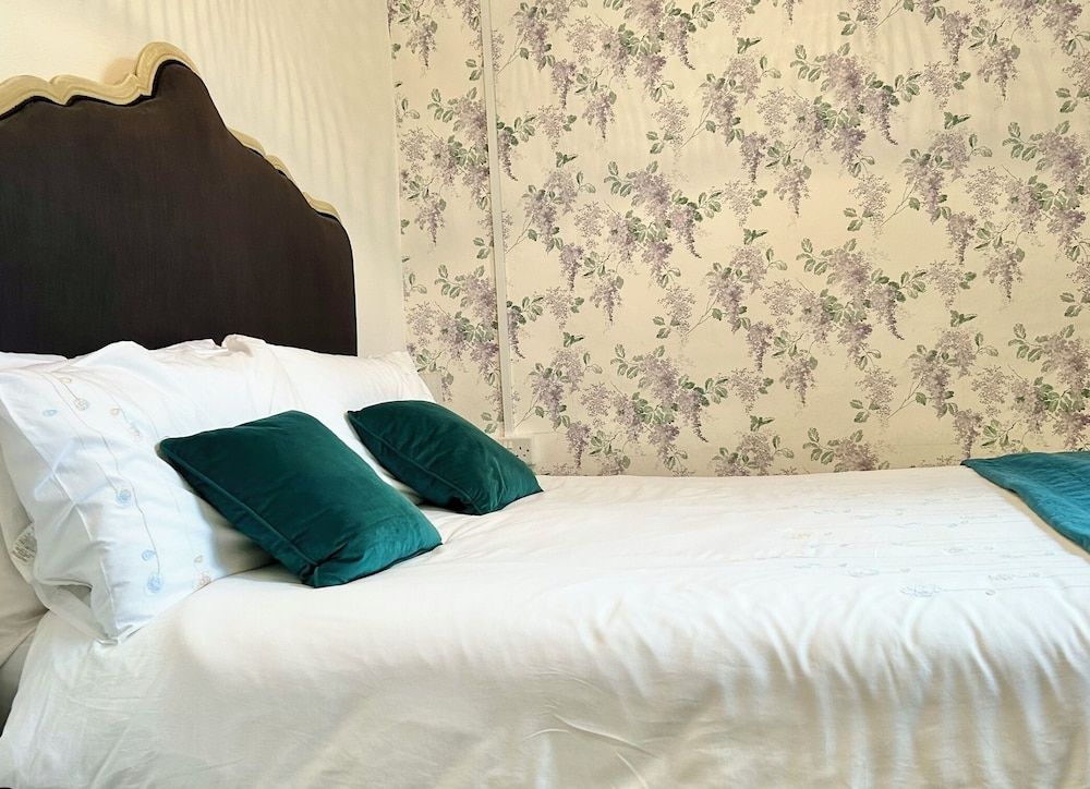 Basic Double Room, Private Bathroom