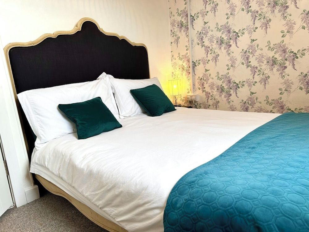 Basic Double Room, Private Bathroom