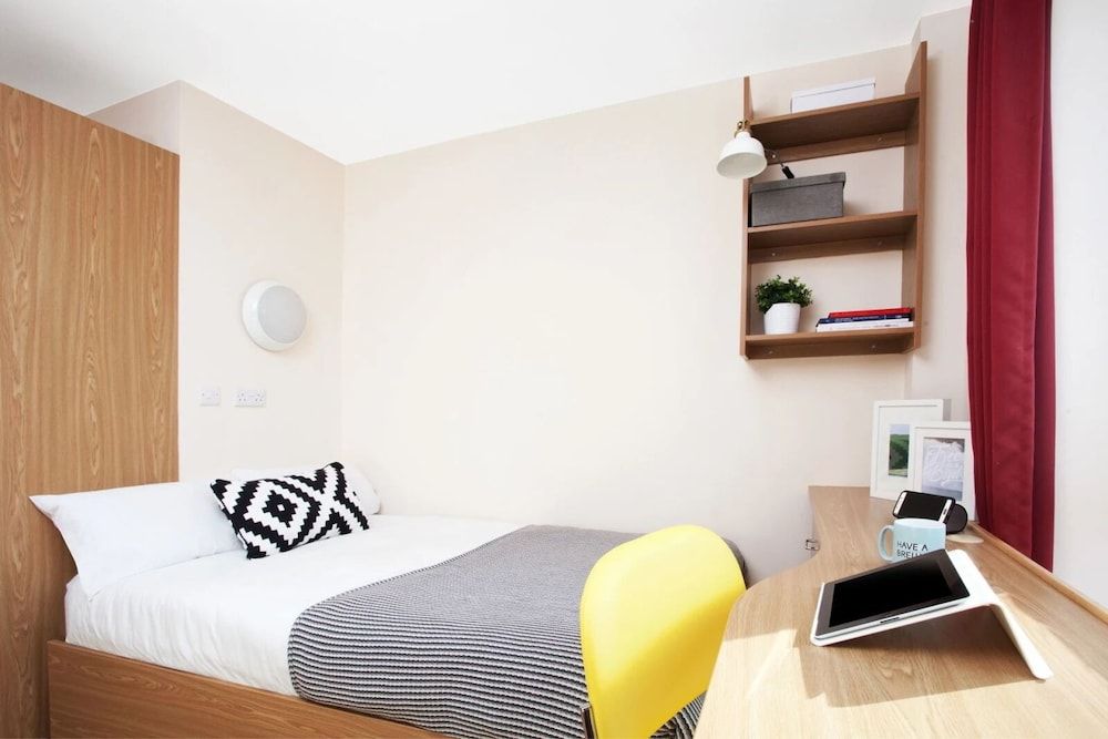 Apartment, 4 Bedrooms, Non Smoking
