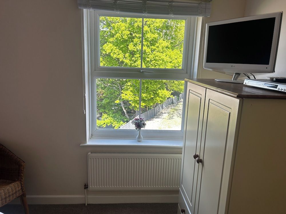 Amber House Family Room 5