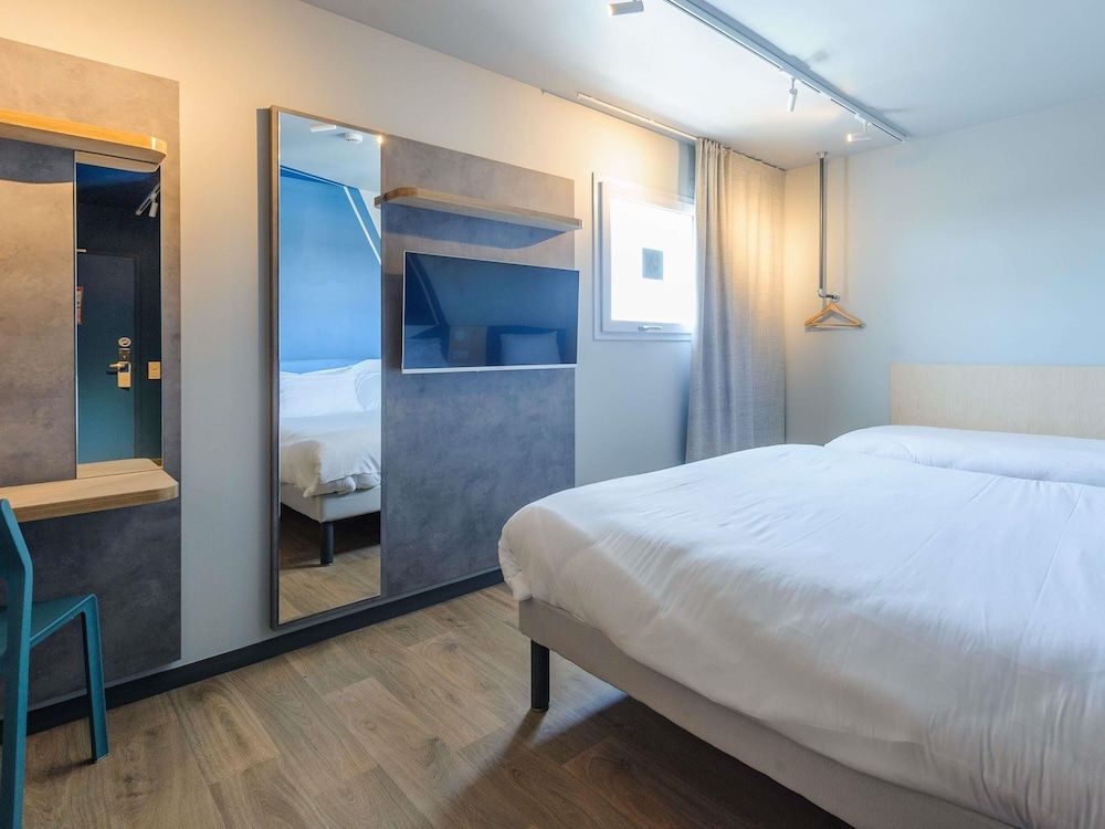 Ibis Budget La Rochelle Puilboreau Triple Room, Multiple Beds, Accessible (Smart) 2