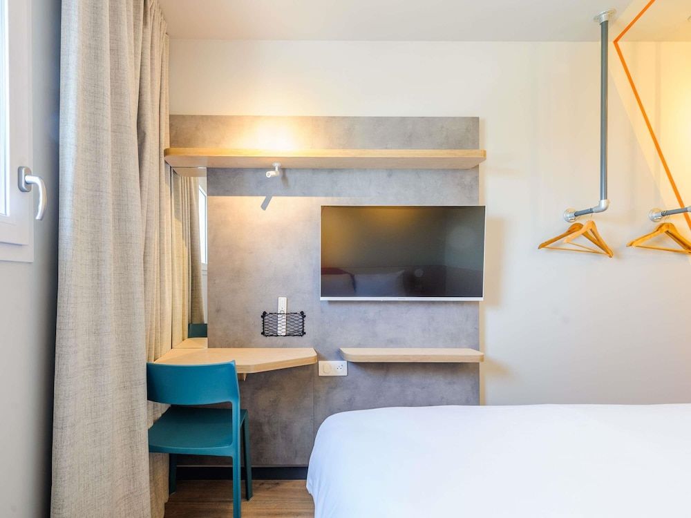 Ibis Budget La Rochelle Puilboreau Standard Room, 1 Double Bed 3