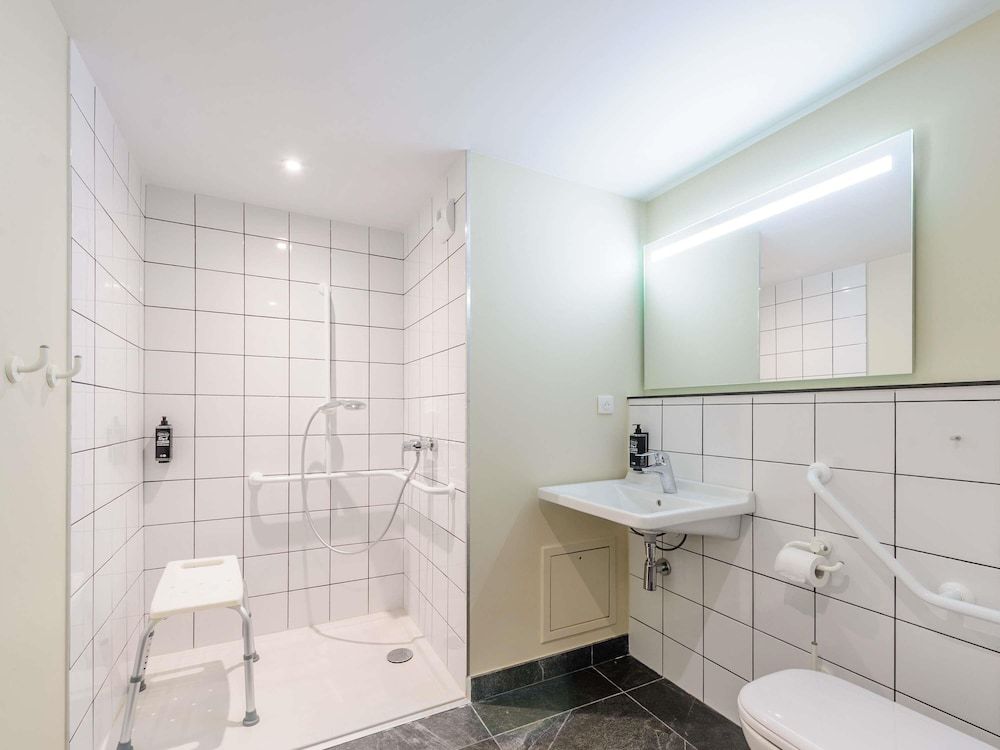 Ibis Budget La Rochelle Puilboreau Triple Room, Multiple Beds, Accessible (Smart) 9