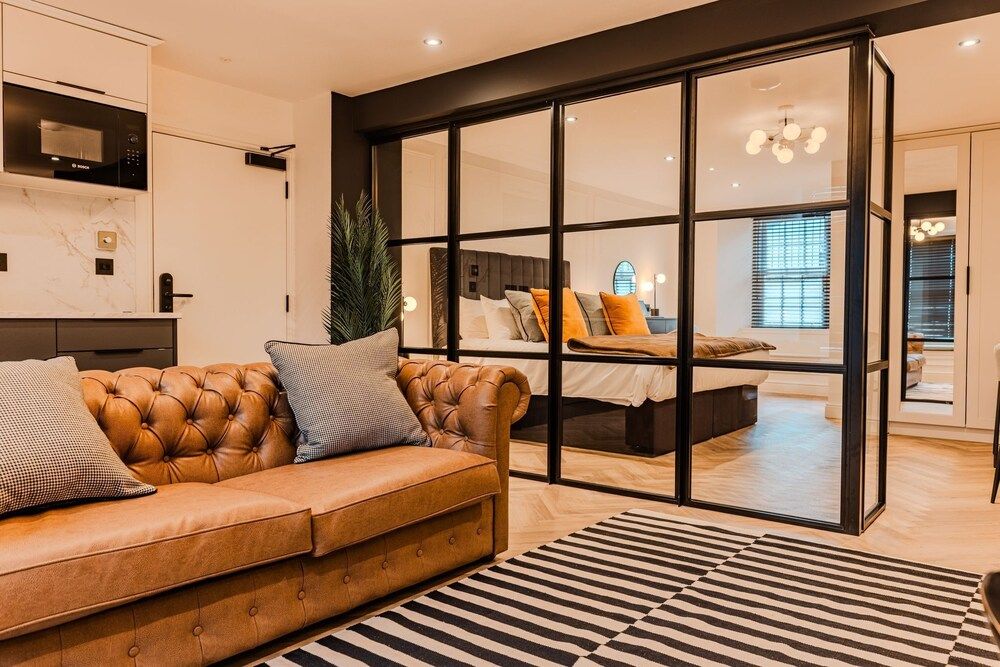 Luxury Apartment, 1 King Bed with Sofa bed, Non Smoking, Kitchenette