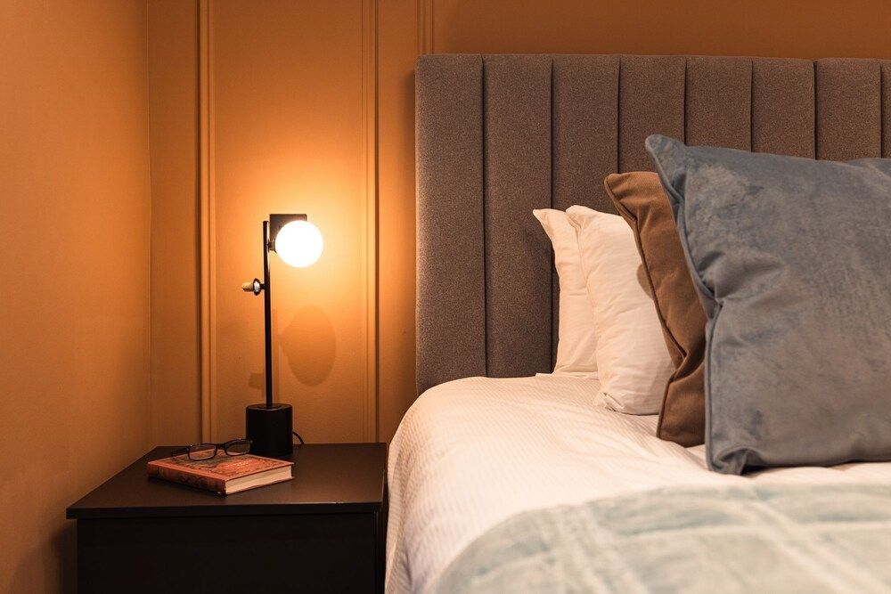 Luxury Apartment, 1 King Bed with Sofa bed, Non Smoking, Private Bathroom