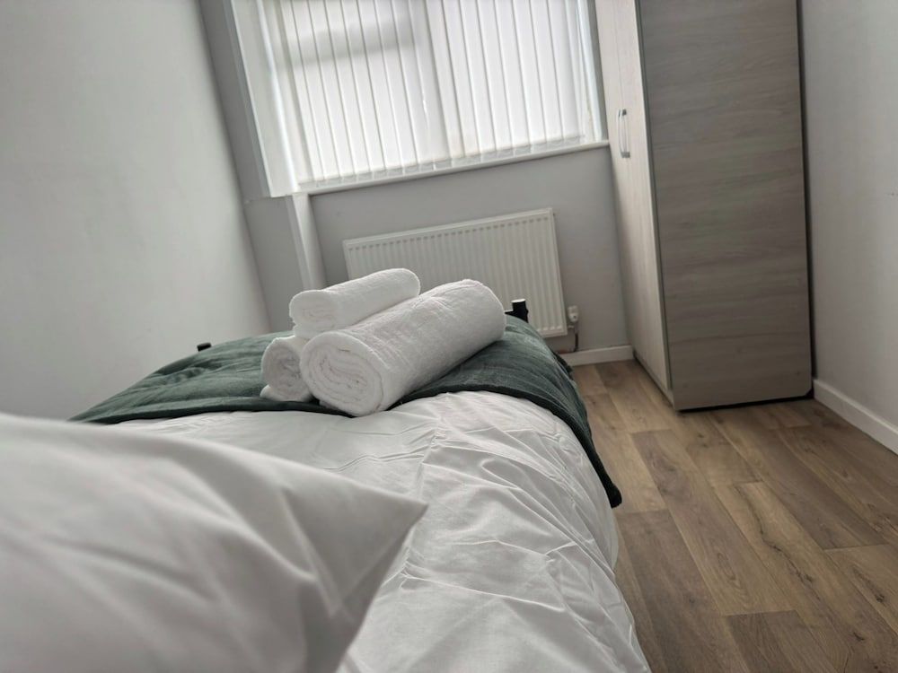 4 Bed Apartment in Warwick